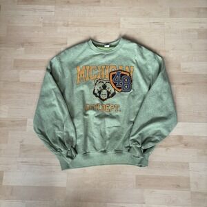Y2K Urban Outfitters Mint Green Michigan Athletics Embroidered Crewneck Sz M